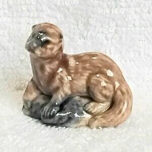 3/$24 Series 1 Animals (1967-'73) Wade Red Rose Tea Otter Figurine!!